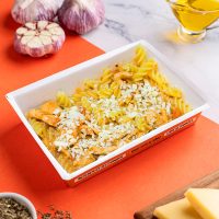 Fusilli ao Molho de Frango